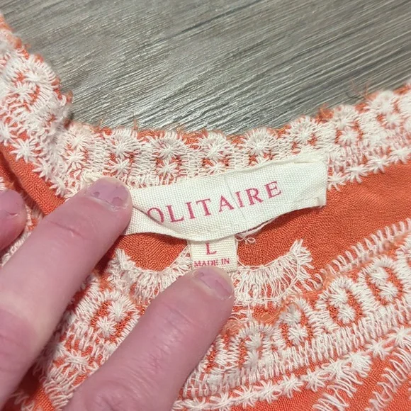 Solitaire Embroidered Floral Scallop Hem Blouse Top - Picture 2 of 9